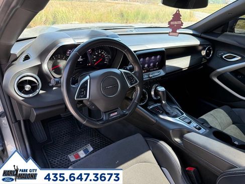 Used 2020 Chevrolet Camaro SS RWD image 15