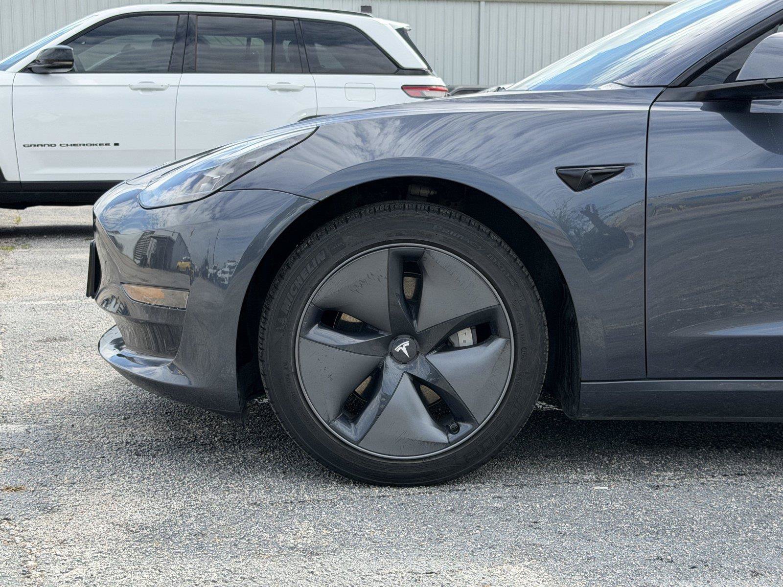 Used 2023 Tesla Model 3 Standard Range RWD image 10