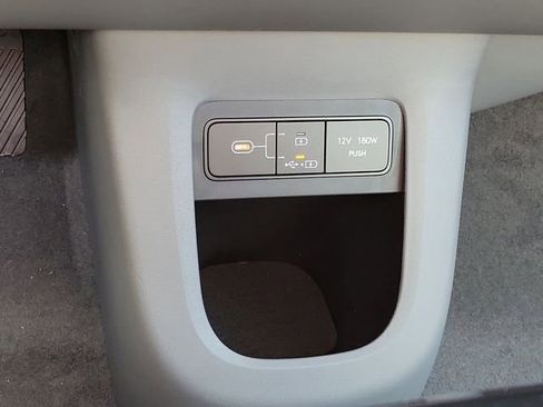 New 2026 Hyundai Ioniq 5 SEL image 12