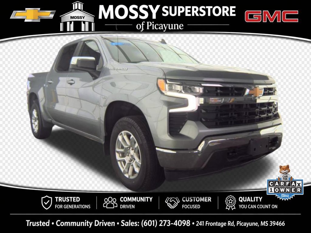 Used 2023 Chevrolet Silverado 1500 LT AWD/4WD image 2