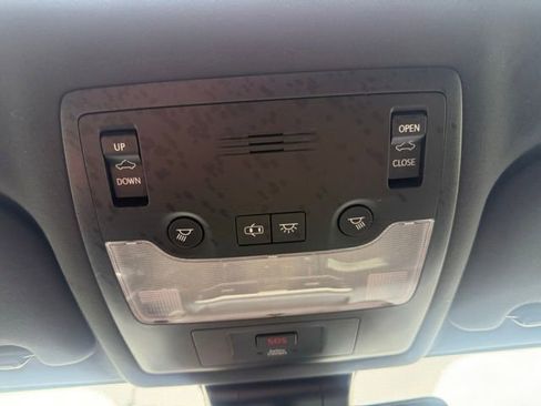 Used 2019 Lexus IS 300 F Sport w/ F Sport Package AWD/4WD image 38
