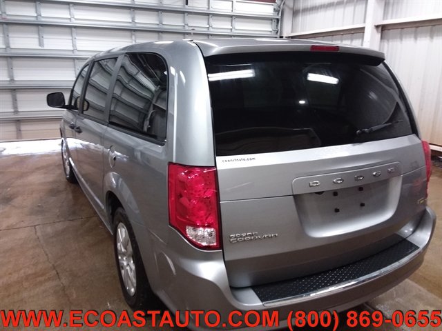 Used 2019 Dodge Grand Caravan SE FWD image 5