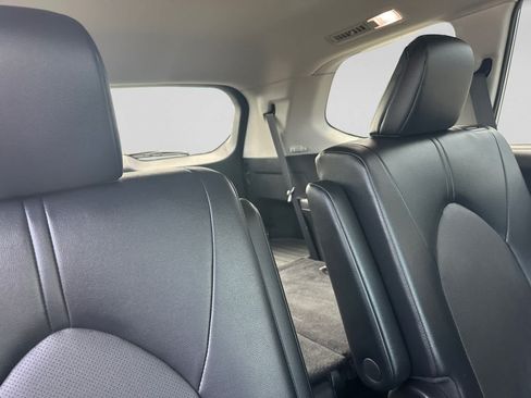 Used 2024 Toyota Grand Highlander AWD image 19