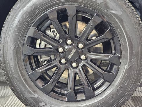 Used 2022 GMC Canyon Elevation w/ Trailering Package image 9