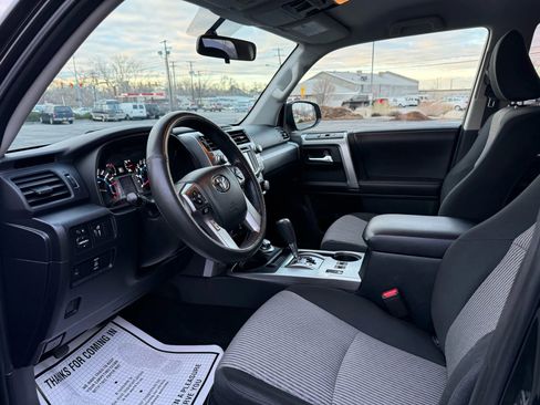 Used 2018 Toyota 4Runner SR5 image 9