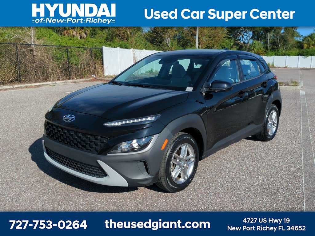 Certified 2022 Hyundai Kona SE FWD image 1