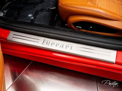 Used 2016 Ferrari California T RWD image 26
