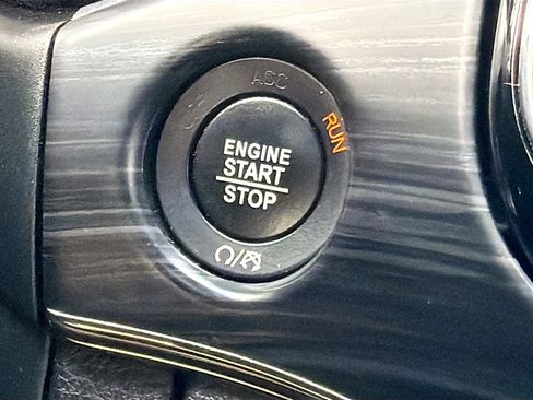 Used 2020 Jeep Grand Cherokee Limited X image 36