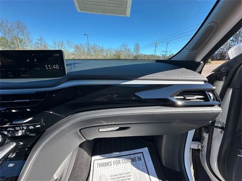 Used 2023 Acura MDX SH-AWD image 16