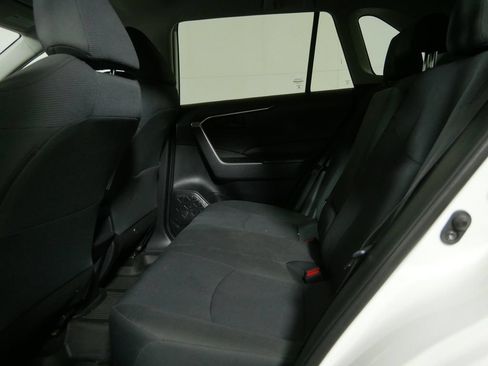 Used 2020 Toyota RAV4 LE w/ All Weather Liner Package AWD/4WD image 16