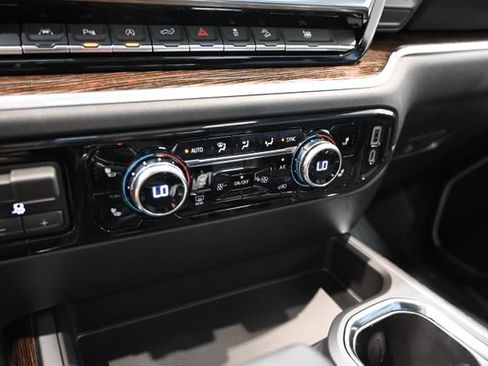 New 2026 GMC Sierra 1500 Elevation w/ Elevation Premium Package AWD/4WD image 20