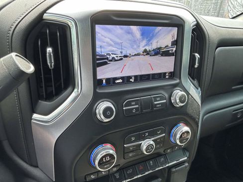 Used 2023 GMC Sierra 2500 SLT w/ SLT Convenience Package AWD/4WD image 25
