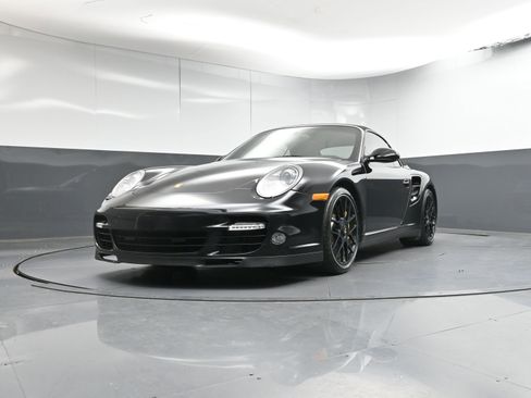 Used 2011 Porsche 911 Turbo S image 30