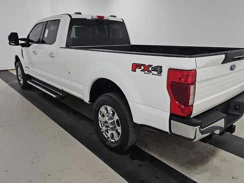 Used 2022 Ford F350 Lariat w/ Lariat Ultimate Package AWD/4WD image 4