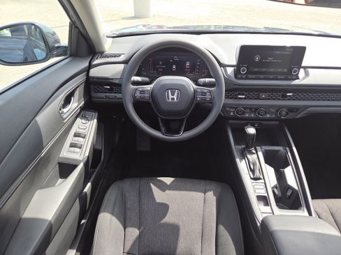 Used 2023 Honda Accord EX image 24