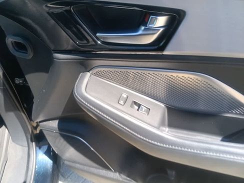 Used 2023 Acura MDX SH-AWD image 30