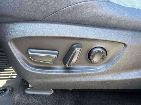 Used 2023 Subaru Solterra AWD image 18