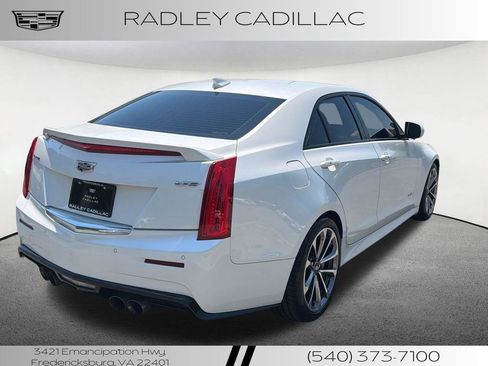 Used 2018 Cadillac ATS V w/ Luxury Package RWD image 18
