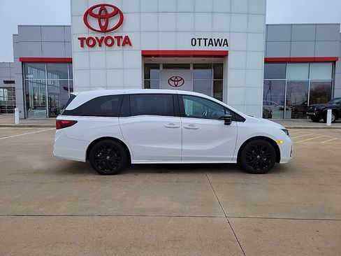 Used 2025 Honda Odyssey Sport-L image 5
