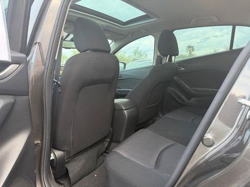 Used 2016 MAZDA MAZDA3 i Touring w/ Popular Equipment Package FWD image 6