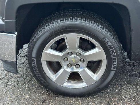 Used 2015 Chevrolet Silverado 1500 LT w/ LT Convenience Package image 9