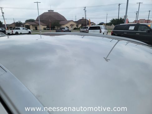 Used 2025 Lexus NX 250 FWD w/ Accessory Package (2T) image 8