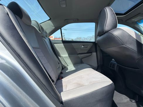 Used 2015 Toyota Camry XSE w/ Advanced Technology Package image 21