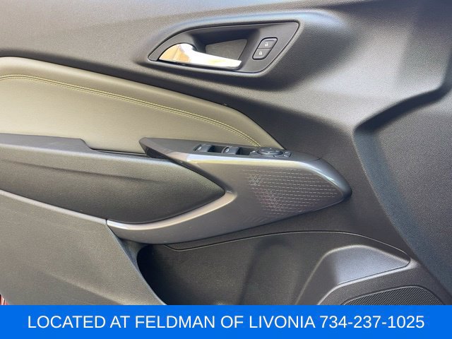 Used 2024 Chevrolet Trax ACTIV w/ Driver Confidence Package FWD image 19