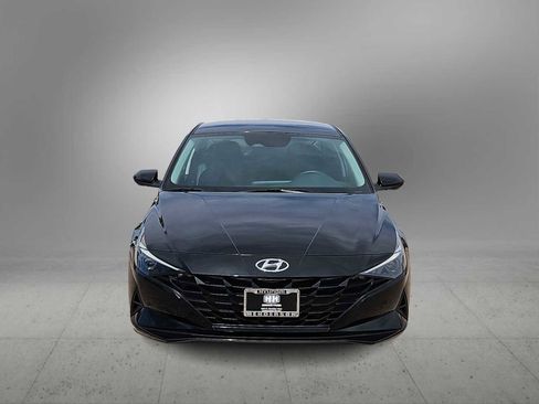Used 2023 Hyundai Elantra Blue FWD image 3