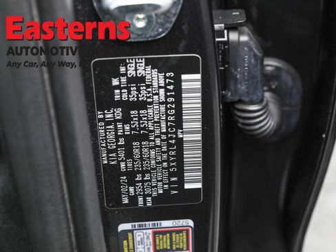 Used 2024 Kia Sorento S image 36