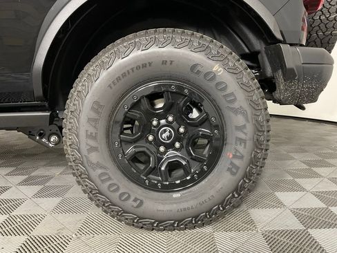 New 2026 Ford Bronco Big Bend w/ Black Diamond Package AWD/4WD image 10