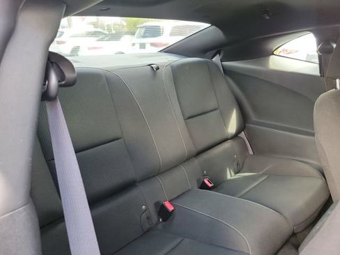 Used 2015 Chevrolet Camaro LT w/ 1LT Preferred Package RWD image 10