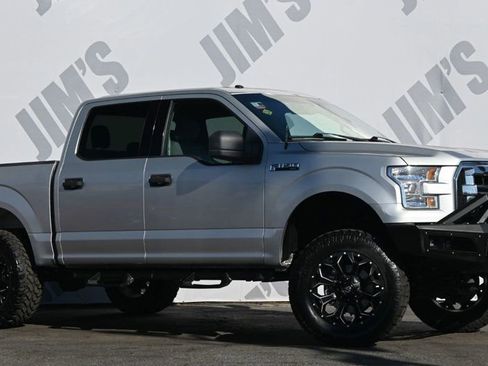 Used 2017 Ford F150 XLT image 3