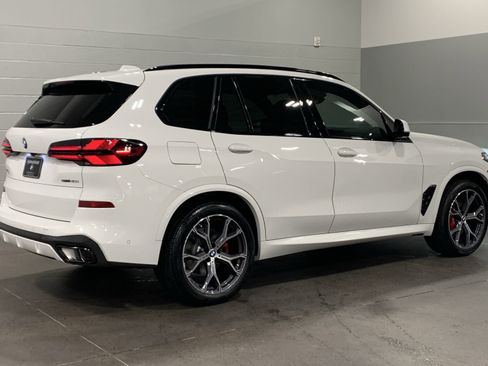 Used 2026 BMW X5 sDrive40i w/ M Sport Package image 8