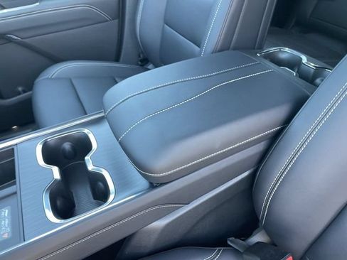 New 2026 GMC Acadia Elevation w/ Black Edition AWD/4WD image 21