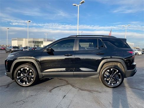 Used 2026 Chevrolet Equinox RS w/ Convenience Package III image 2