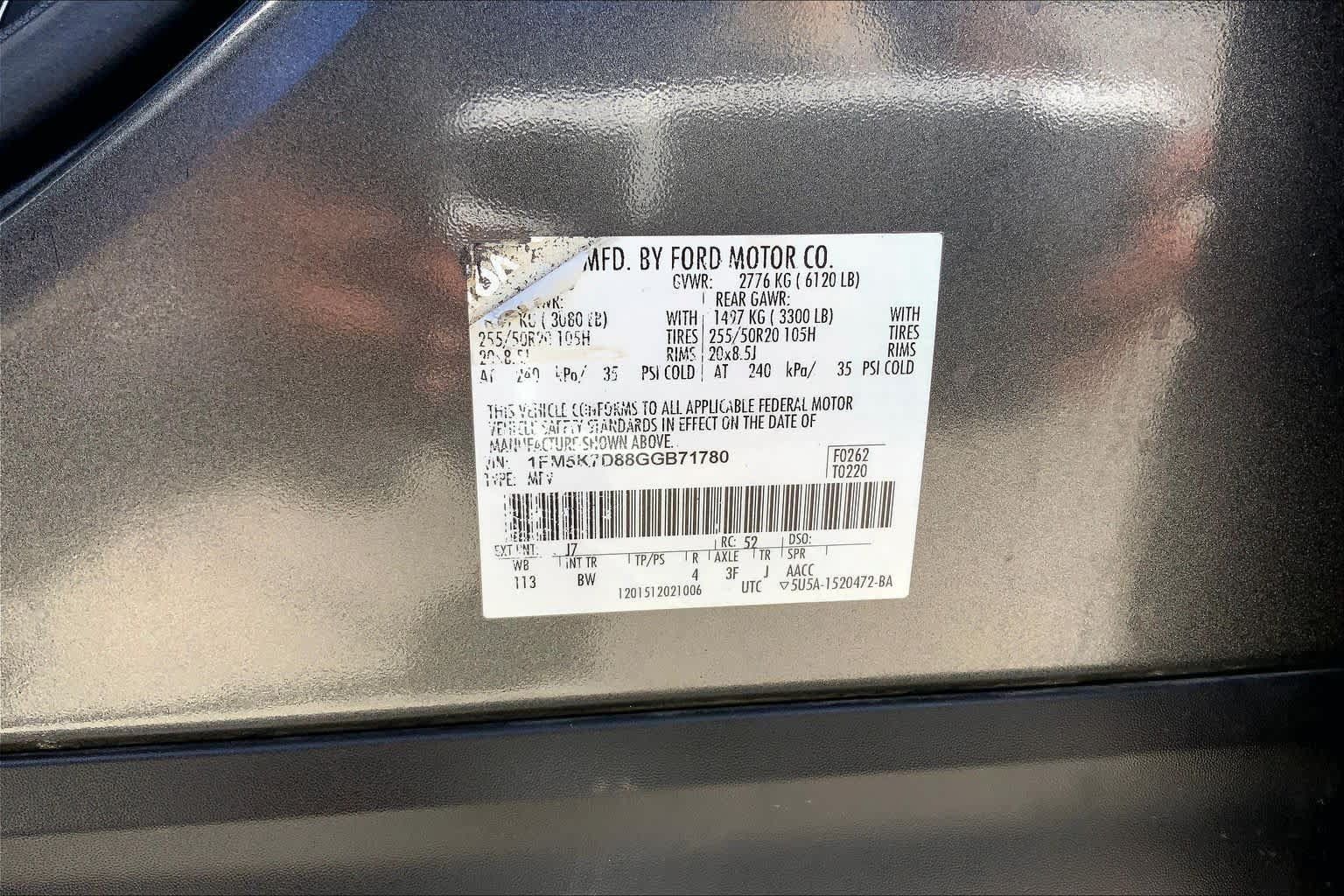 Used 2016 Ford Explorer XLT w/ Equipment Group 202A FWD image 36