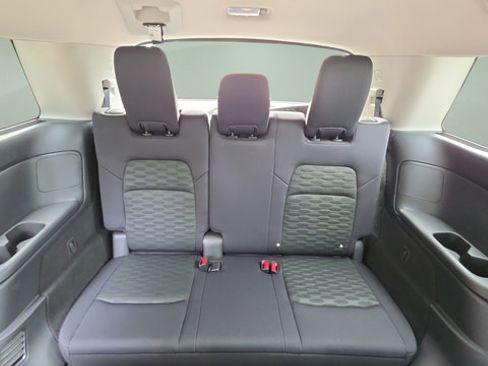Certified 2026 Nissan Pathfinder SV AWD/4WD image 26