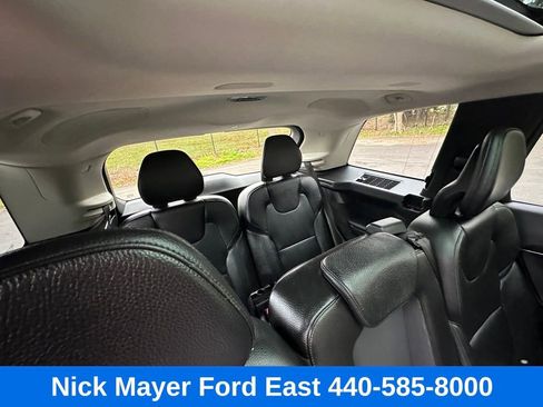 Used 2018 Volvo XC90 T6 Momentum w/ Convenience Package image 27