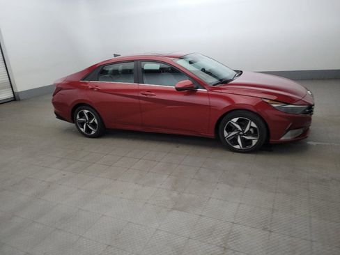 Used 2023 Hyundai Elantra Limited image 11