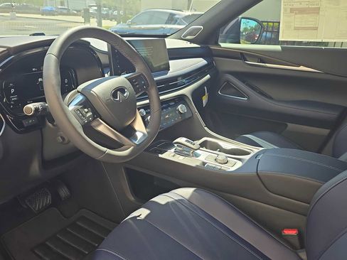 New 2026 INFINITI QX60 Sport w/ Dark Cargo Package AWD/4WD image 18