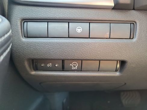 Certified 2023 Nissan Rogue SV FWD image 21