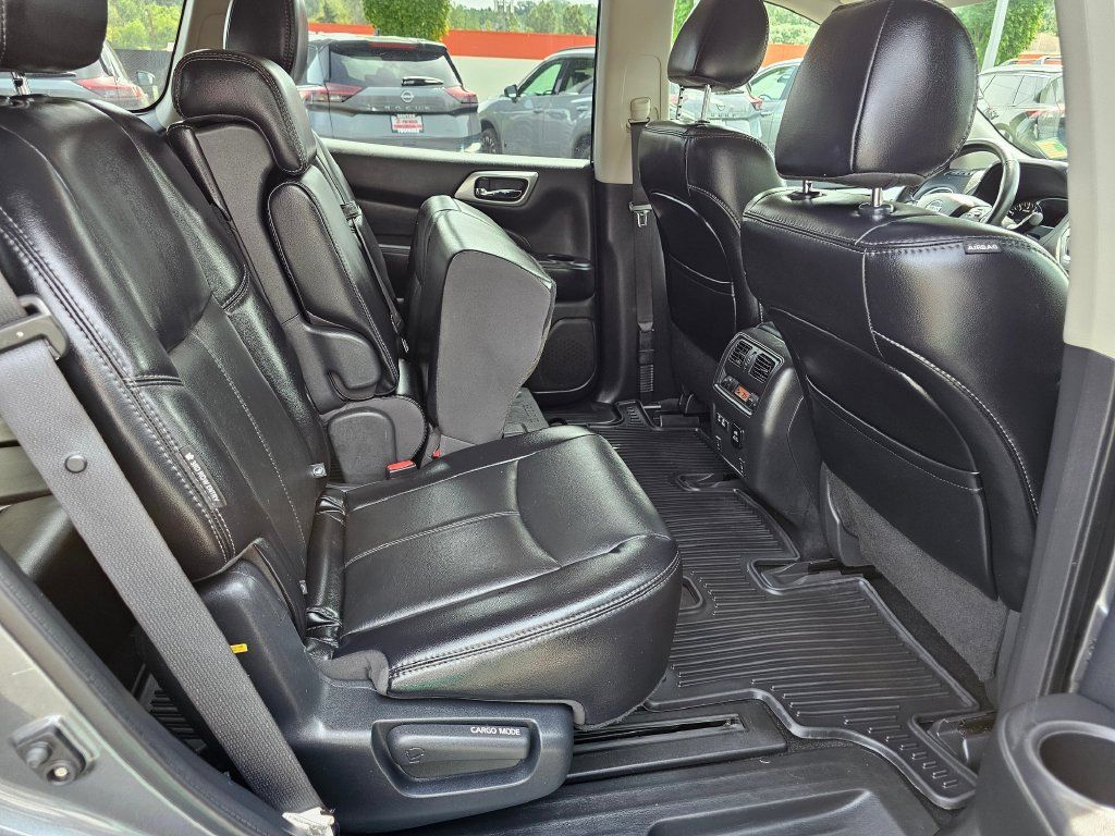 Used 2020 Nissan Pathfinder SL AWD/4WD image 15