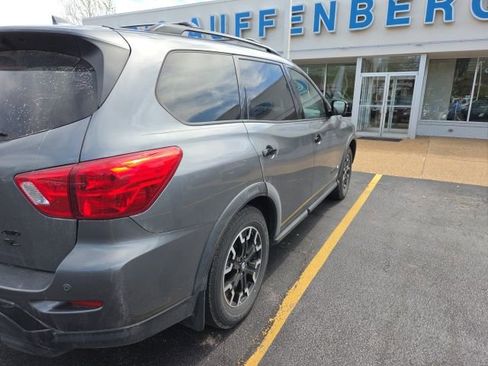 Used 2020 Nissan Pathfinder SL image 7