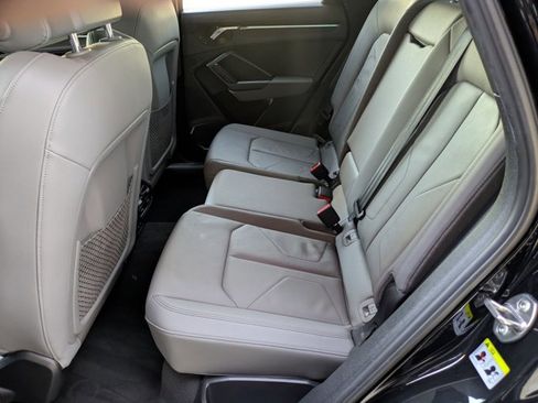 Used 2021 Audi Q3 2.0T Premium Plus w/ Premium Plus Package image 18