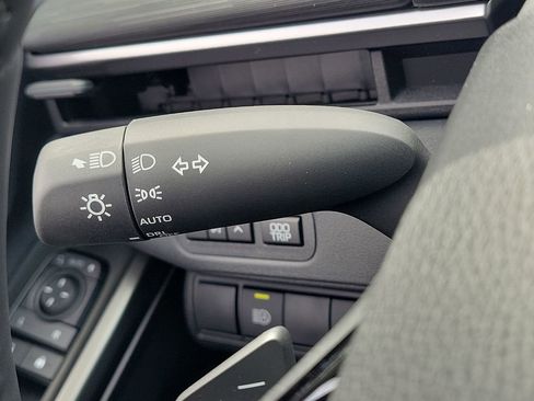 New 2026 Toyota C-HR image 13