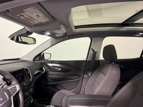 Used 2022 GMC Terrain SLE w/ Driver Convenience Package image 33