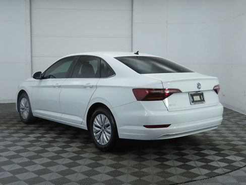Used 2019 Volkswagen Jetta S image 7