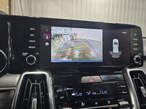 Certified 2023 Kia Sorento SX AWD/4WD image 25