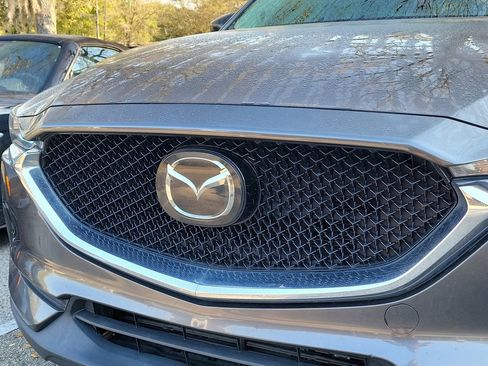 Used 2019 MAZDA CX-5 Touring image 3